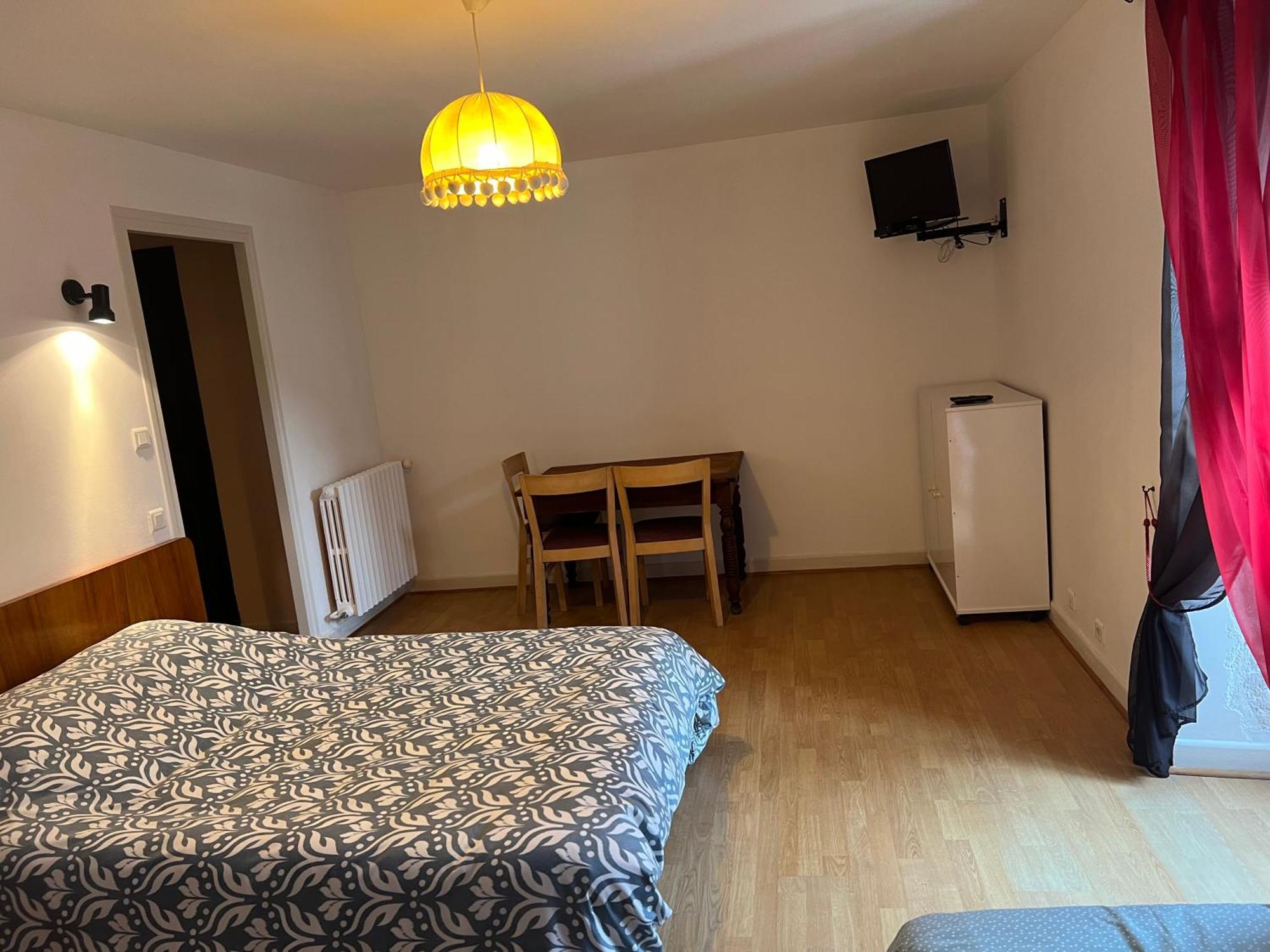 Le Beffroi Aparthotel Tournon-dʼAgenais Εξωτερικό φωτογραφία