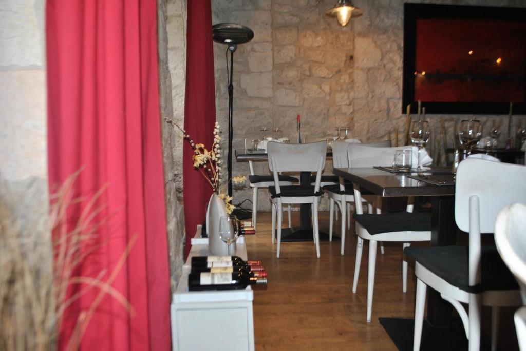 Le Beffroi Aparthotel Tournon-dʼAgenais Εξωτερικό φωτογραφία